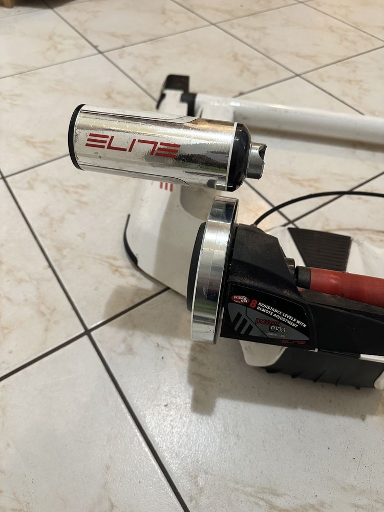 Trenażer rowerowy Elite Qubo Power Mag