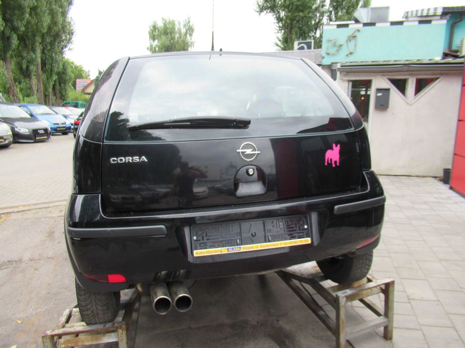 Opel Corsa C 1.2 80km ekonomiczny niezawodny ładne blachy benzyna 2004