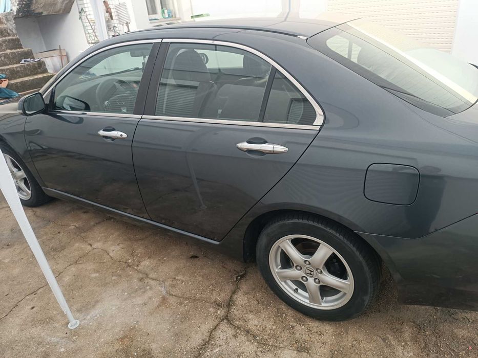 Honda Accord 2.2 cdti