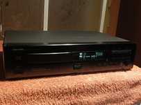 Dobry model! Odtwarzacz CD Onkyo mod.DX7011. Tanio!