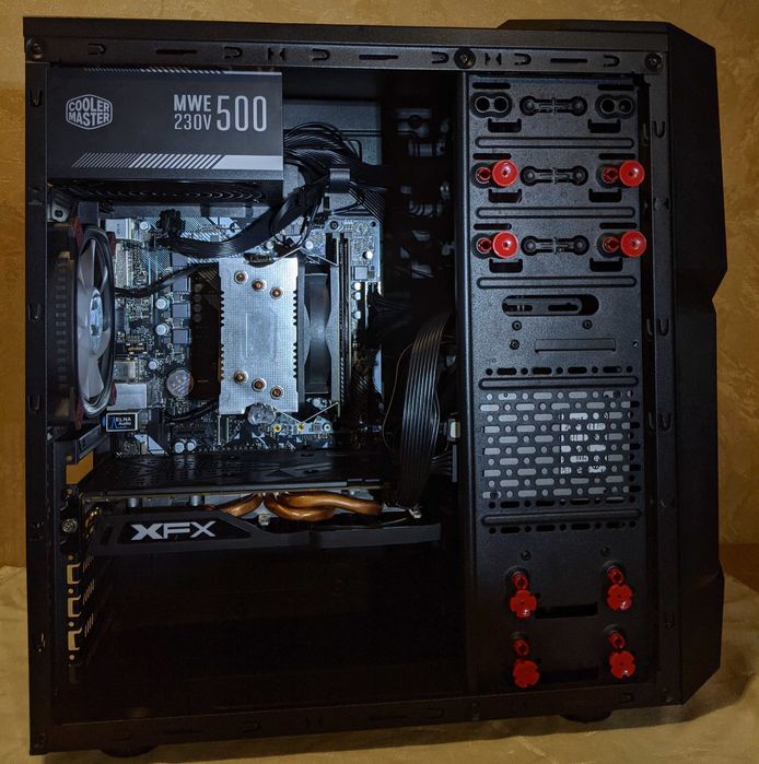 ASRock A320M-DVS R4.0 (AM4 Ryzen)