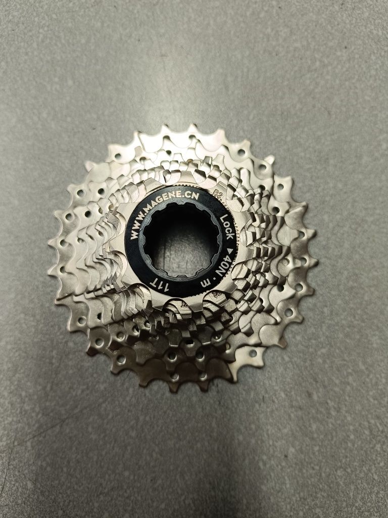 Kaseta 11 rzędowa Shimano sram 11-28t