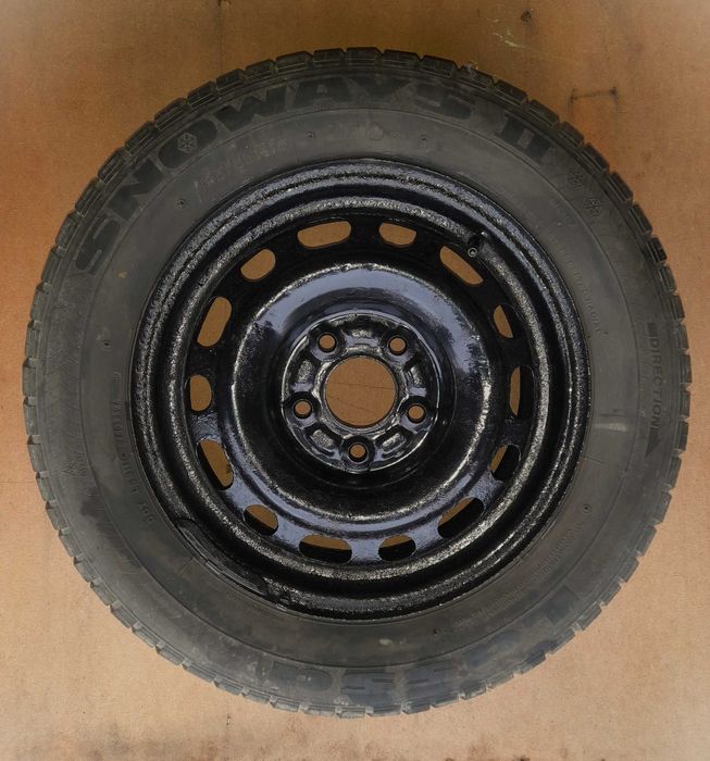 Koła 4 szt. 195/65 R15 felgi stalowe opony zimowe mazda