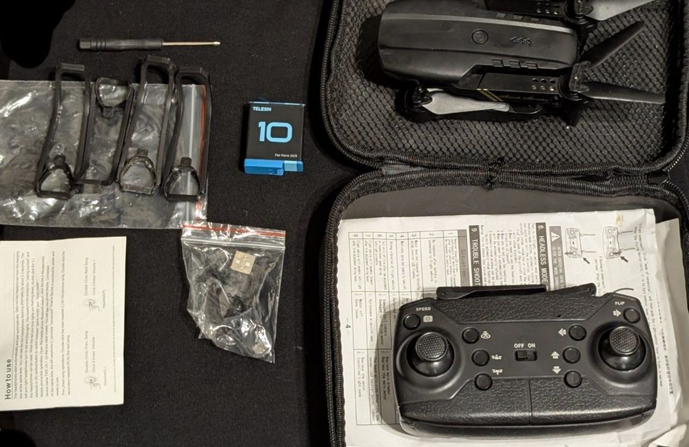 Іграшковий дрон квадрокоптер Aerial Monster з камерою