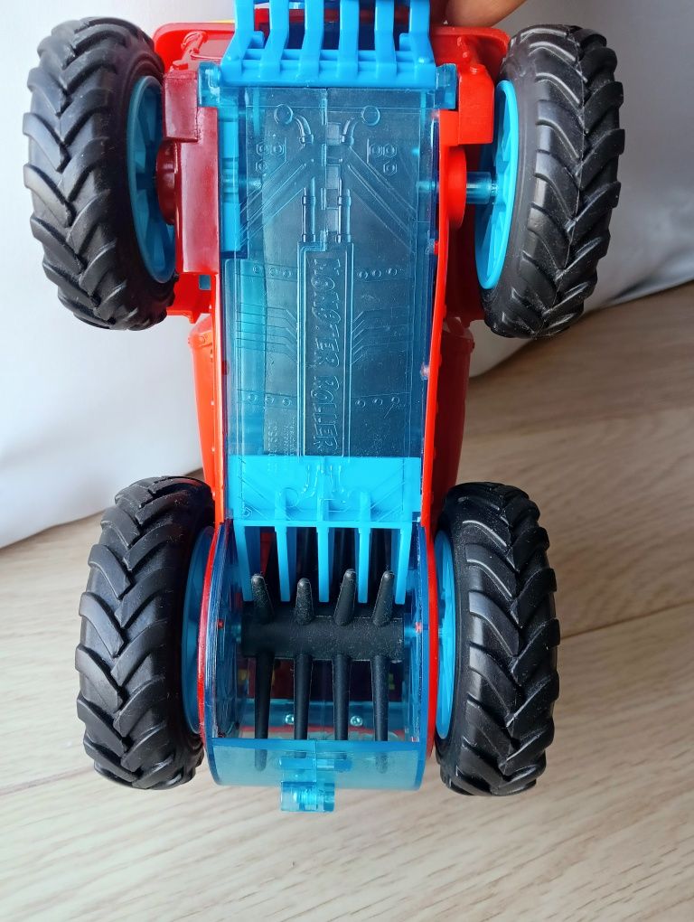 Magic Box SuperZings S Hero Truck Monster Roller