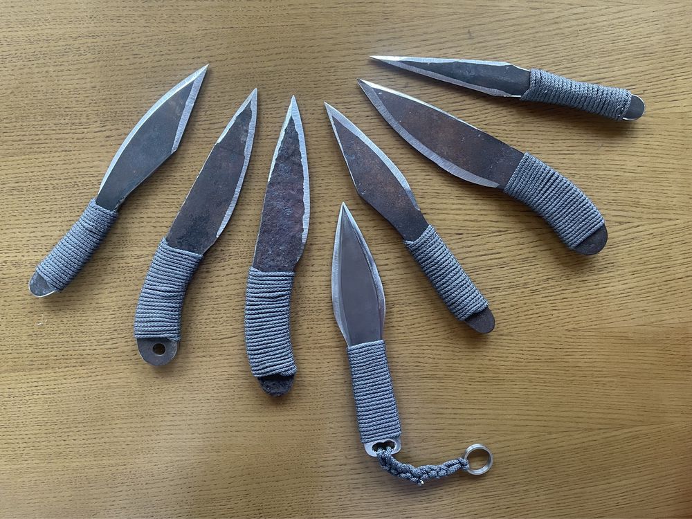 Продам  набор метательных ножей