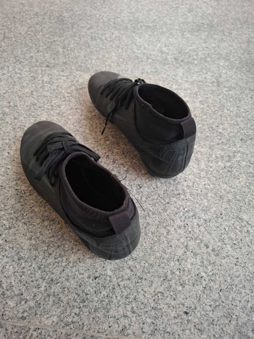 Chuteiras Nike criança tamanho 34