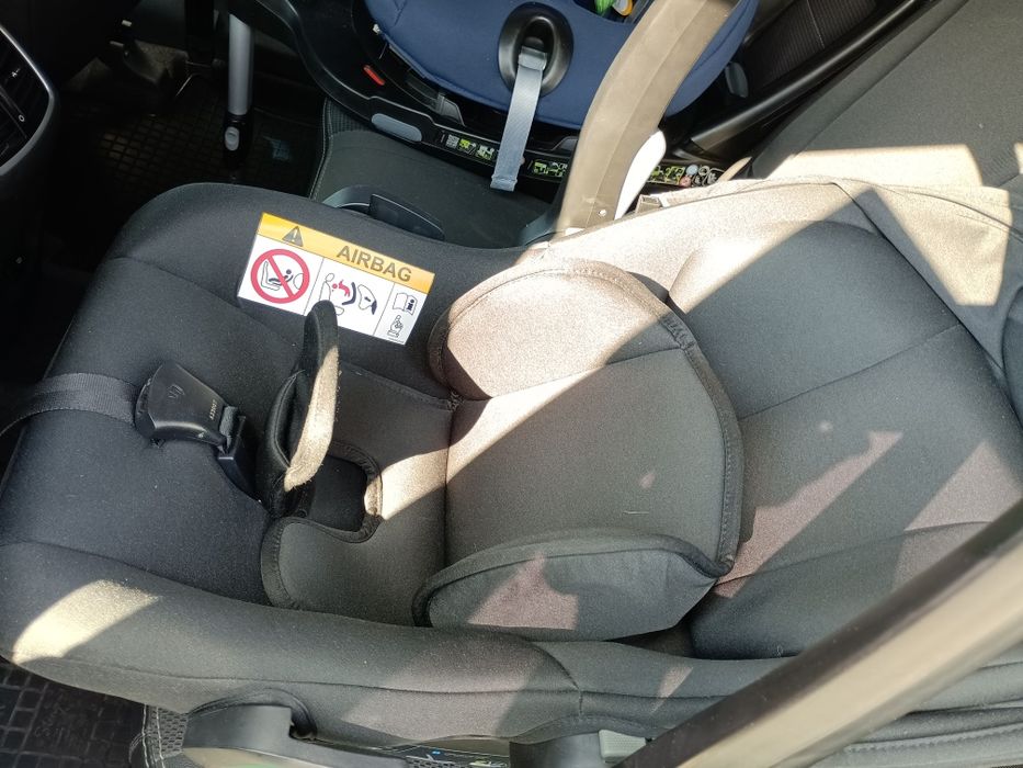 Автокрісло Britax Römer BABY-SAFE CORE (Space Black)