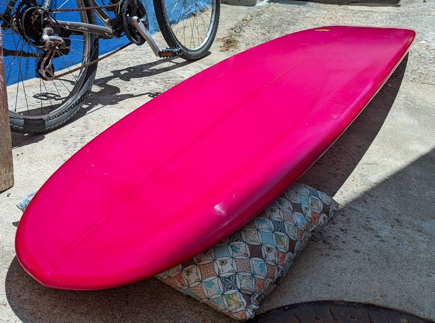 Single fin 10' handshape
