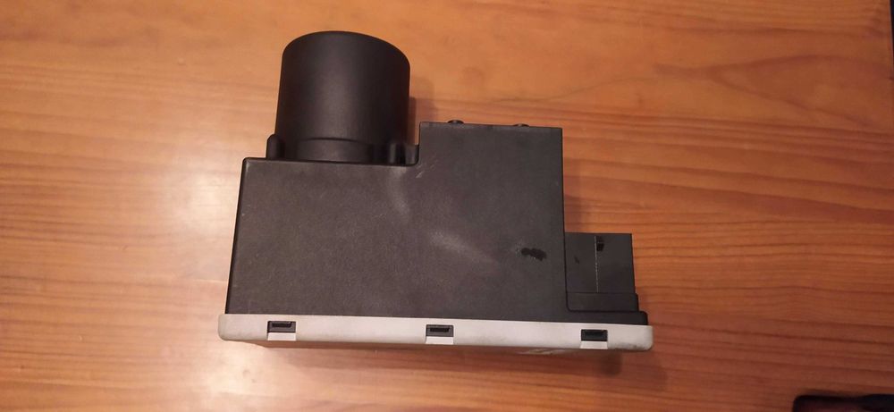 AUDI A3/A4/A6 ETC - Bomba Vácuo/Motor Fecho Central 8D0,862,257 B,K,LE