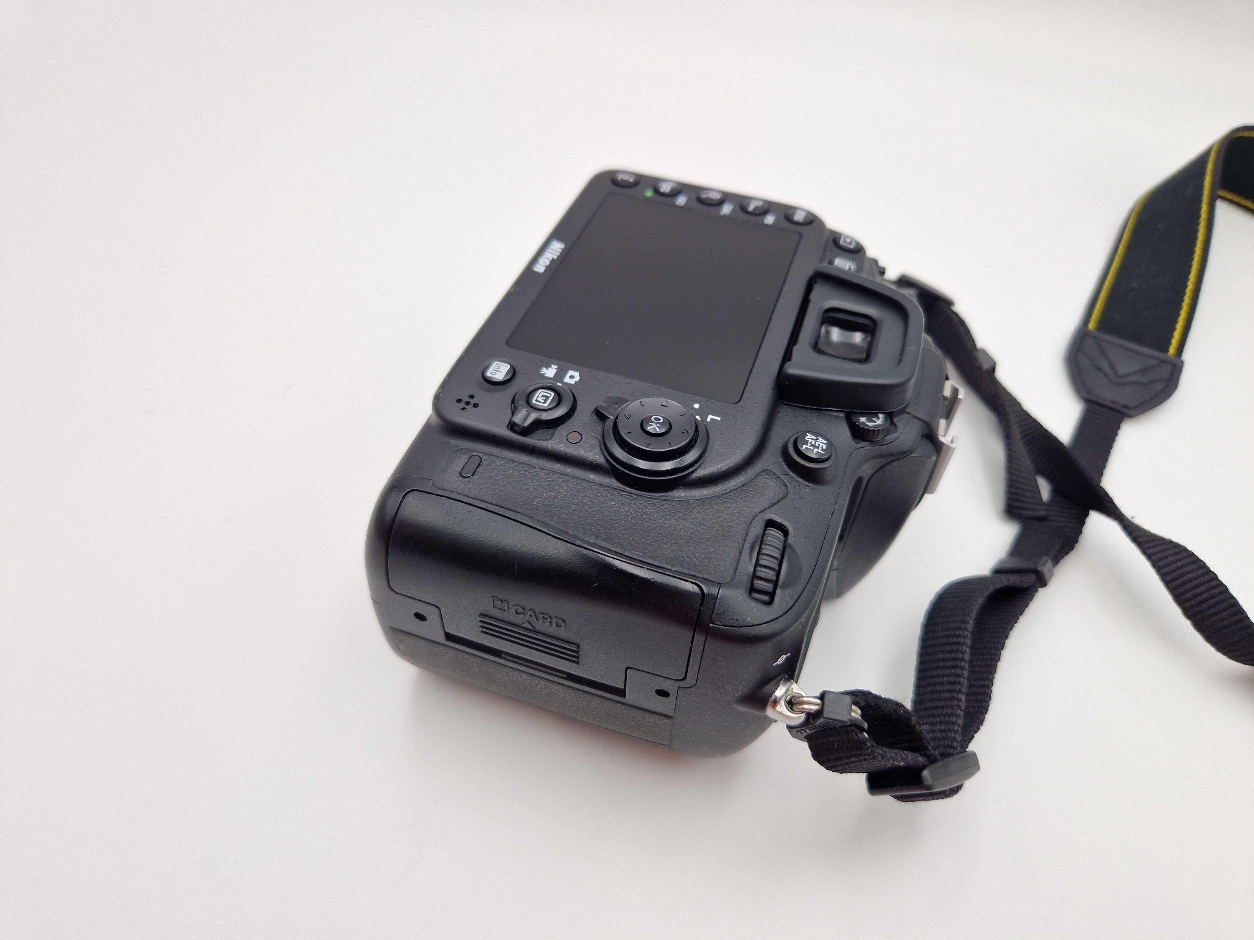 .Aparat Nikon D7100 body - 32GB - 18 tys. zdjęć - świetna lustrzanka