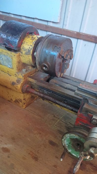 Продам токарний станок