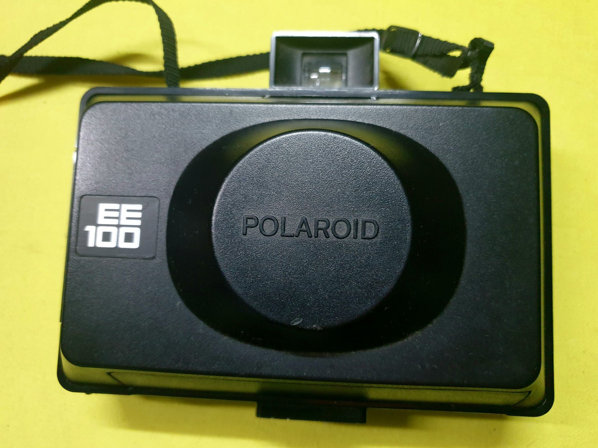Máquina fotográfica Polaroid  instantânea