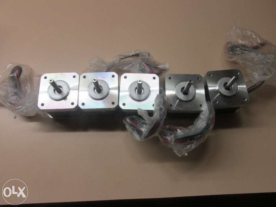 Guias Hiwin, PMI, veios, rack helicoidal, fuso esferas