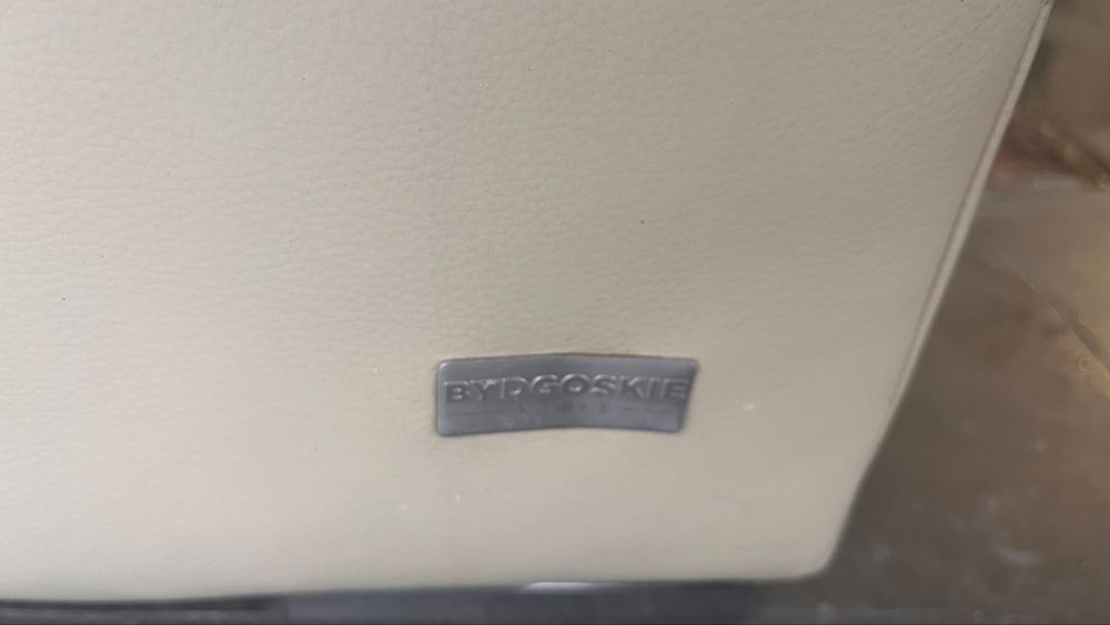 Sofa skórzana z funkcją spania