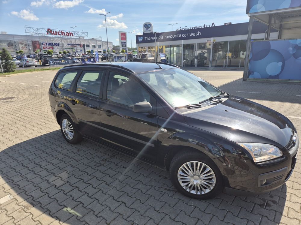 Ford focus mk2 2005 rok