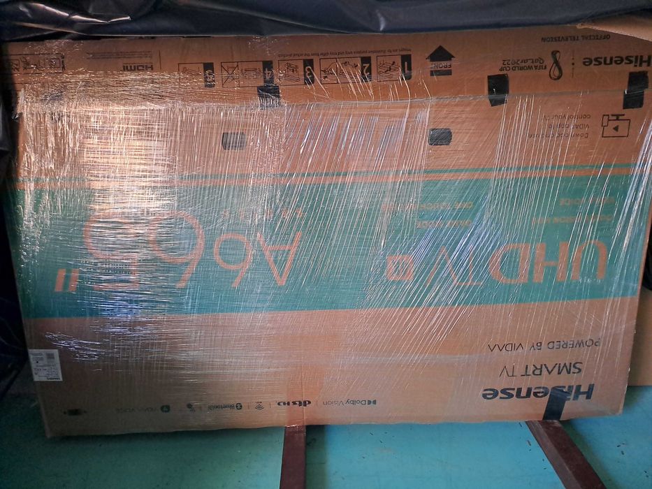 TV HISENSE 65" (65A6BG) LED Smart TV 4K Excelente Estado