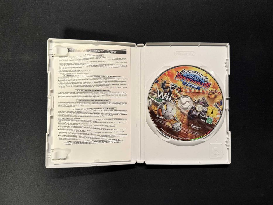 Skylanders SuperChargers Wii + Portal + 3 Figuras (c/ Bowser Raro)