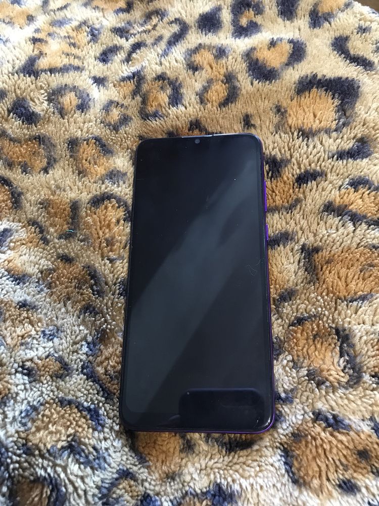 Продам телефон Huawei Y6p