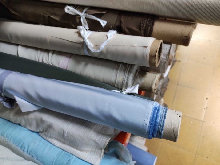 Tecidos de seda para camisaria