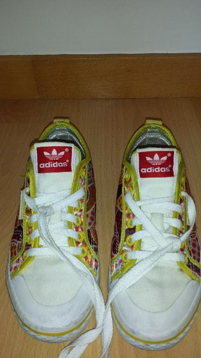 Sapatilhas adidas originais