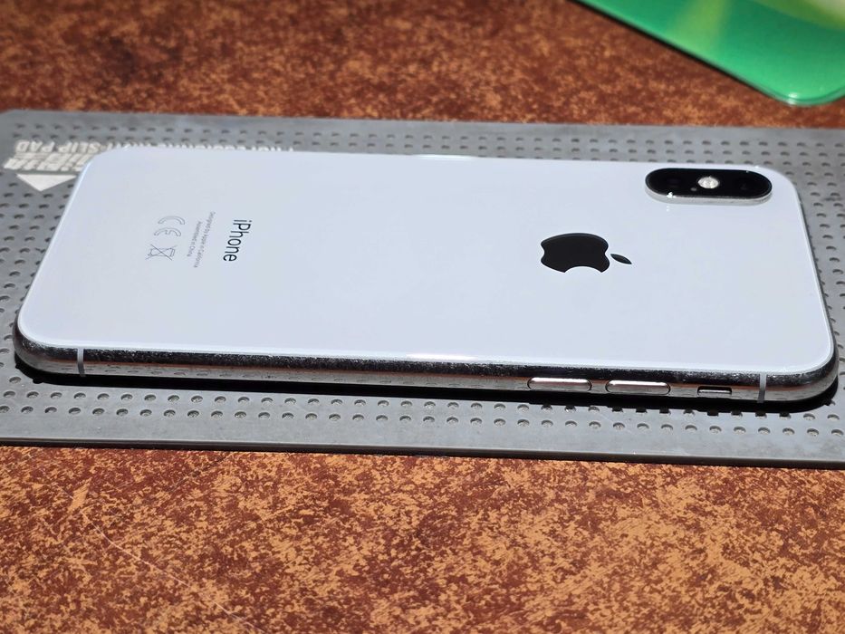 Używany - Apple iPhone XS 256GB Srebrny - GSM Baranowo