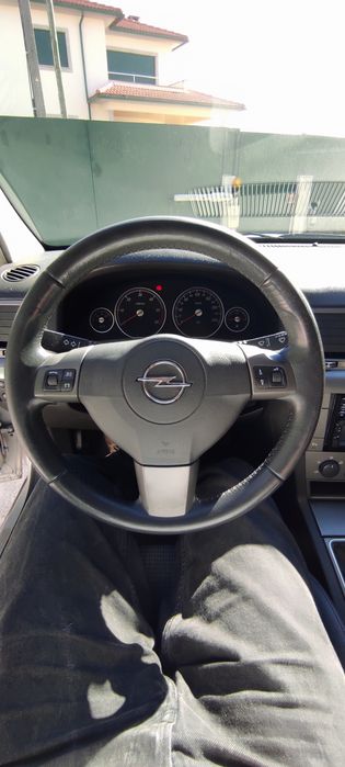 Opel Vectra C GTS 1.9 CDTI 150cv – 2005 – 260000 km