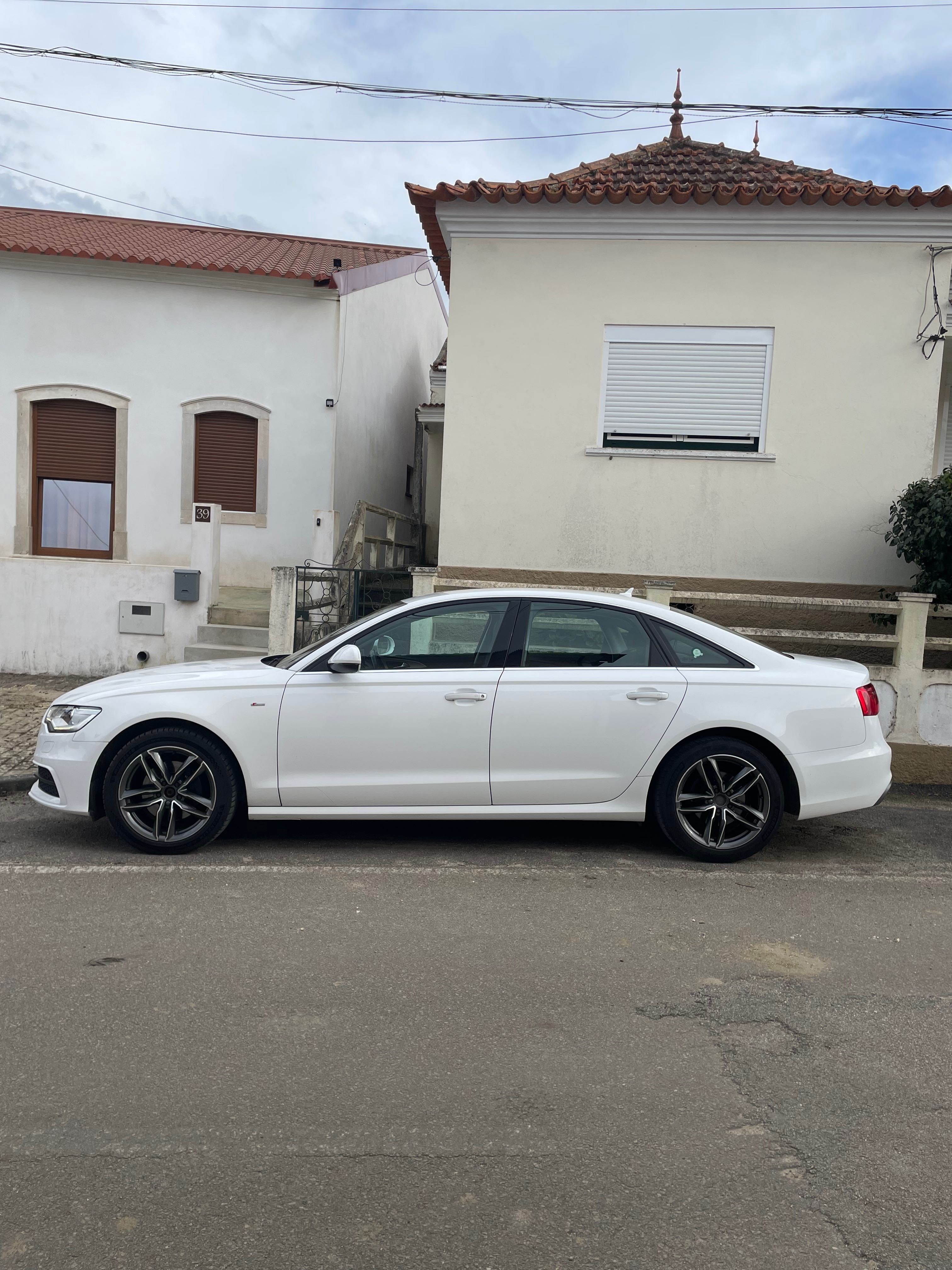 Audi A6 3.0 TDi V6 Business Line S-line S tronic