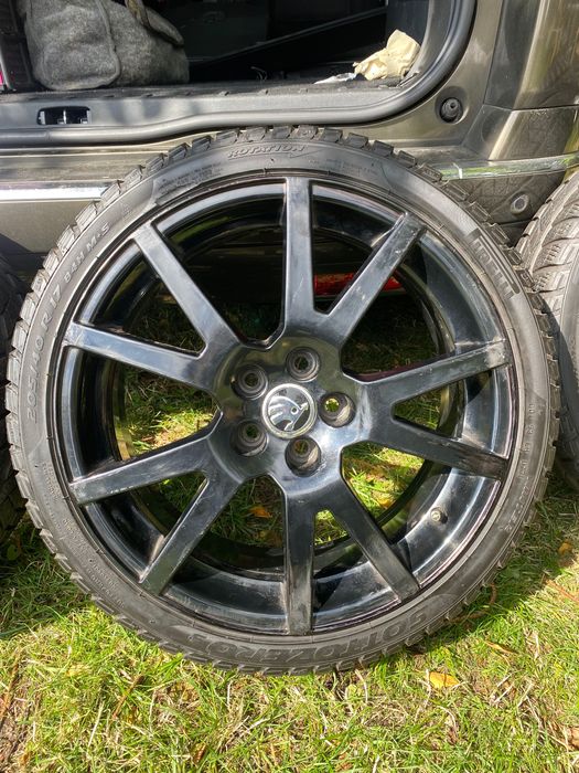 koła z oponami R17