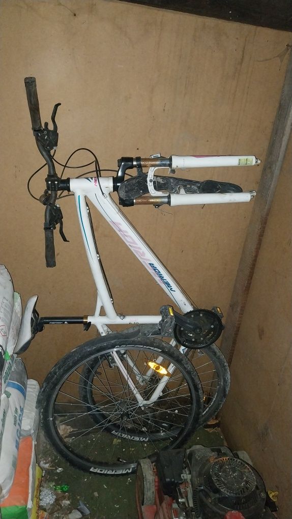 Sprzedam pięć rowerów dwa crossy 1 KTM to co na zdjęciu