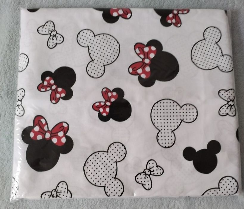 Pościel dziecięca 100x135 
Poszewka 40x60 
100 % Bawełna
Nowa