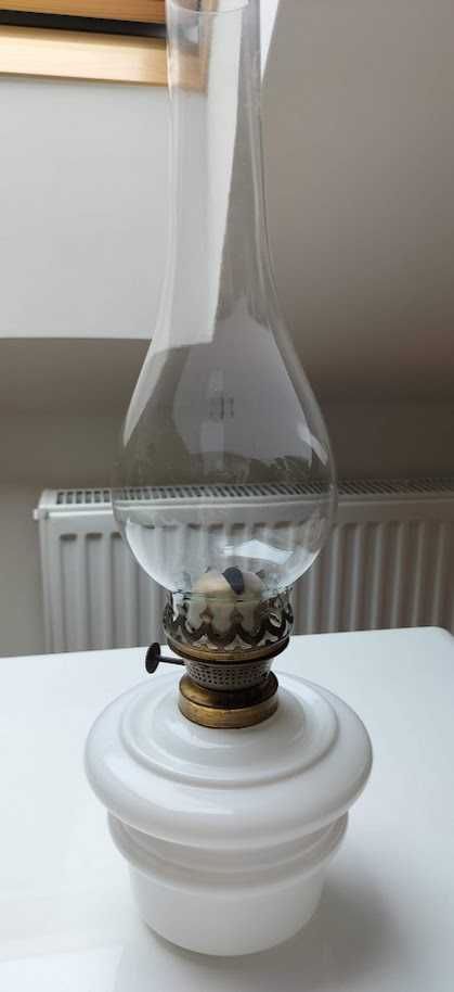 Lampa naftowa SZKLANA