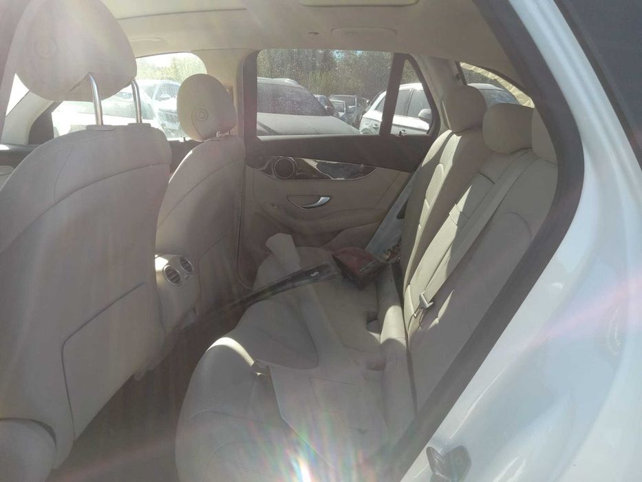 Реальне Авто Mercedes Glc 300 рестайлінг