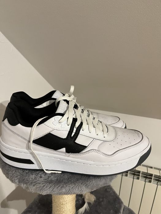 Sprzedam meskie buty under armour rozmiar 47
