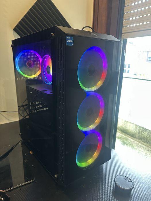 Vendo ou troco pc gamer em notebook