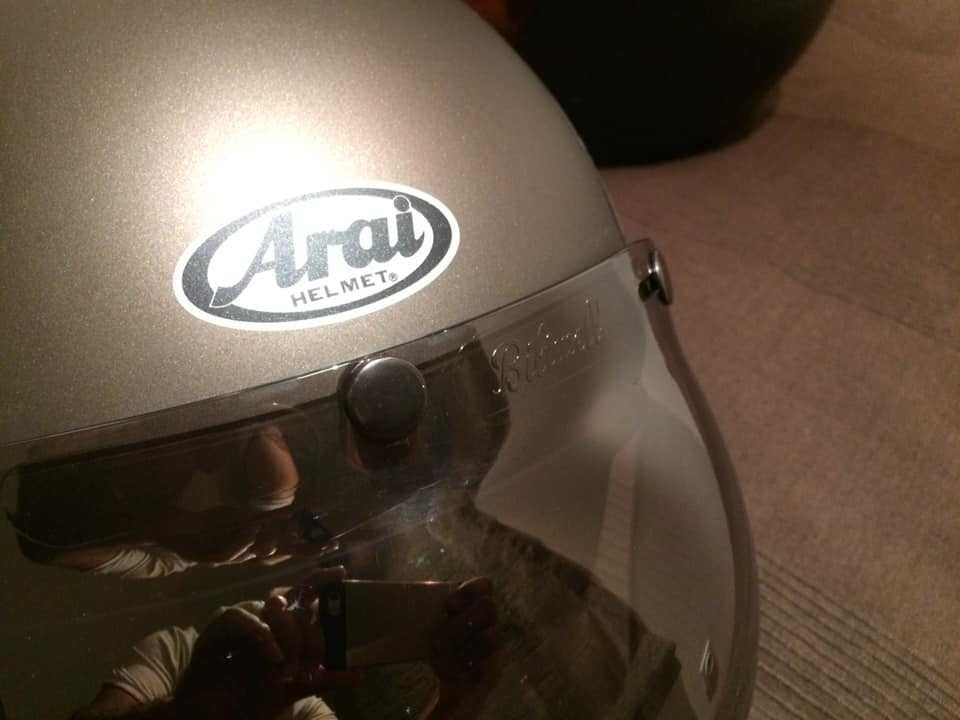 Capacete Arai Freeway e Bolhas Biltwell