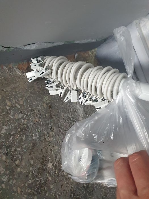 Biały karnisz metalowy 160cm  z żabkami na firankę/ Listwa na zasłonkę