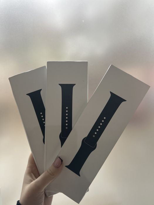 Нові ремінці Apple Watch Midnight Sport Band 45mm M/L