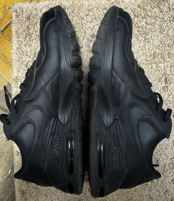 Продам кросівки NIKE AIR MAX 90