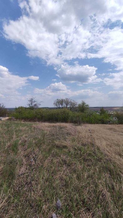 Продаж земельної ділянки с.Красне Обухівського р-ну 12+6 соток