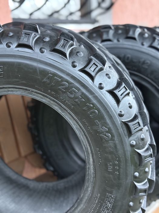 Шини резина для квадроцикла 25x10.00(8)-12 DEESTONE D936 MUD CRUSHER