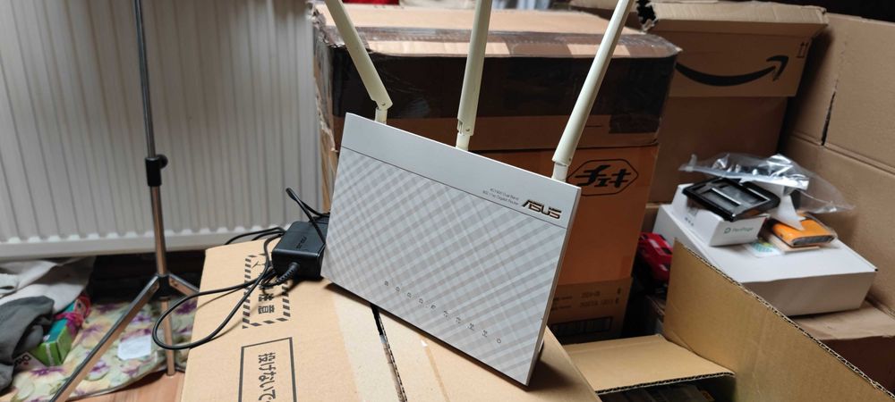 Wi-fi роутер ASUS RT-AC68U usb 3.0 доступ 2.4, 5 ггц