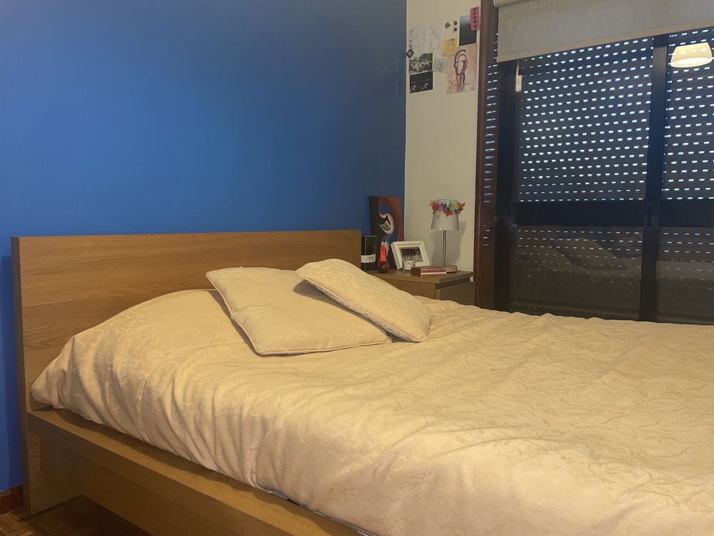 Cama de casal IKEA MALM