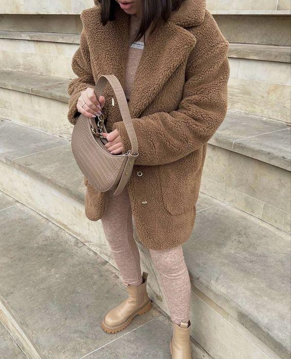 Продам еко-шубу коричневого кольору