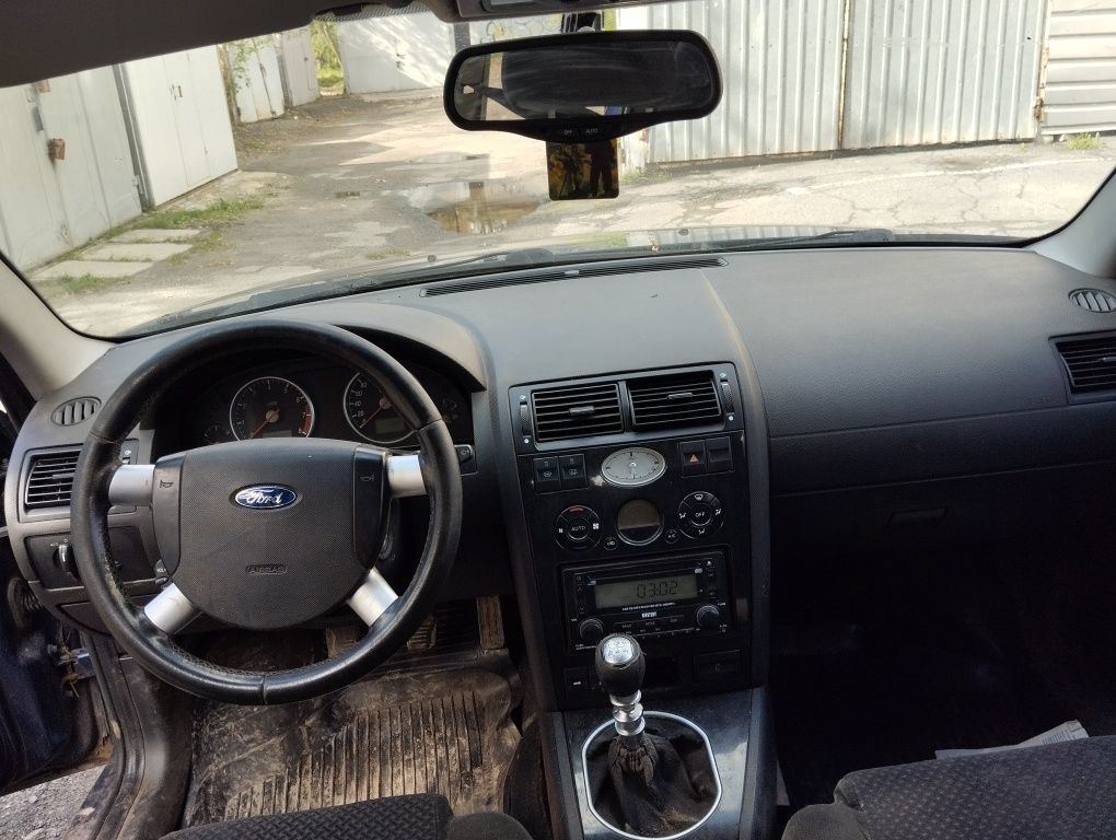 Продам Ford Mondeo 3 2006 года выпуска двигатель 2.0