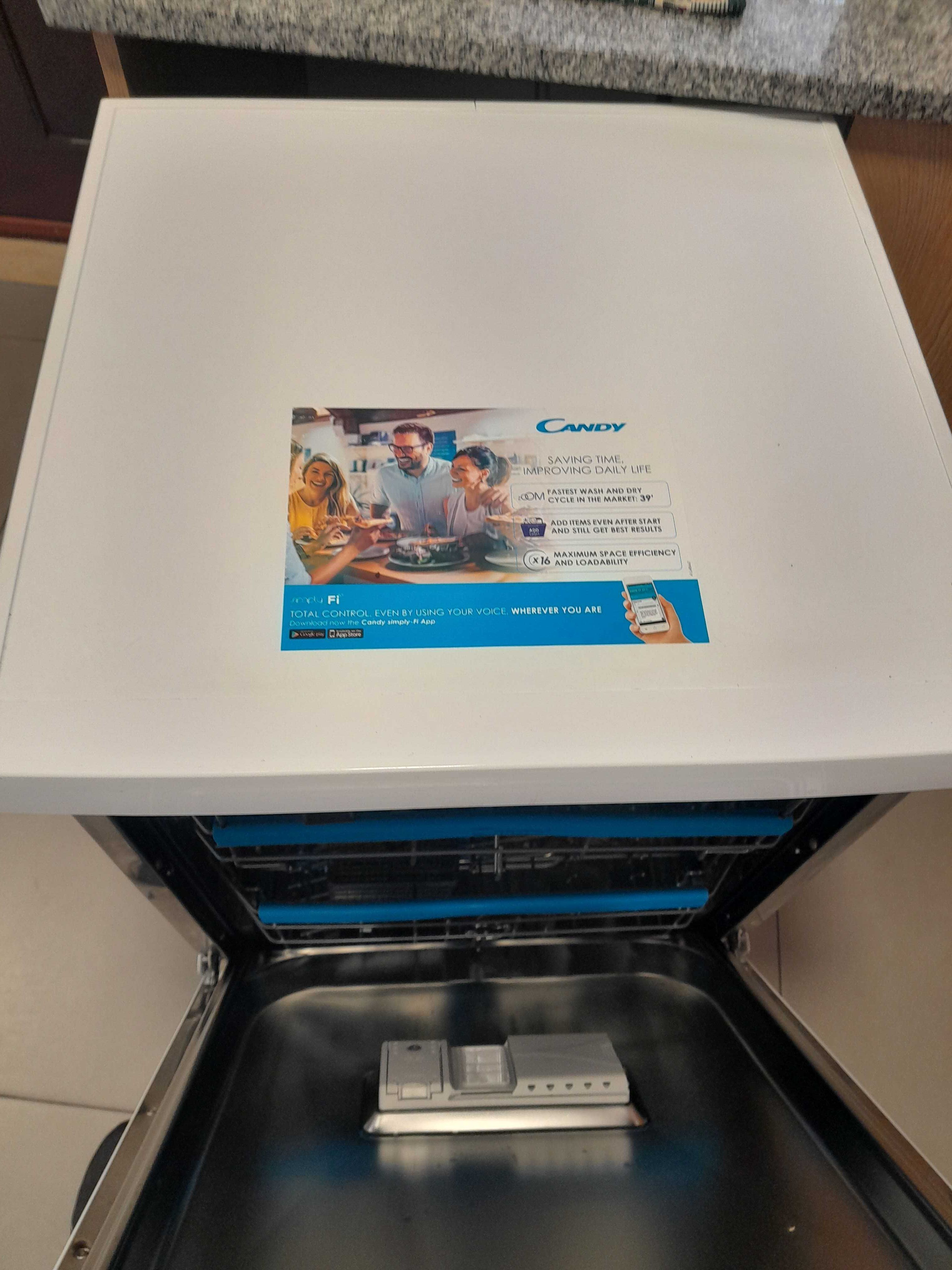 Maquina Lavar Louça Candy Brava 16 conjs-NOVA
