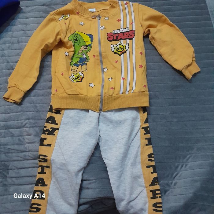 Кофти на хлопчика в чудовому стані