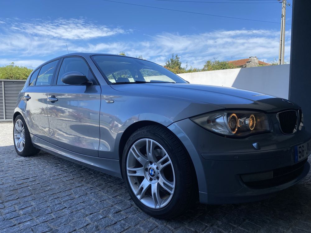Segue para venda bmw 118 d muito bom estado