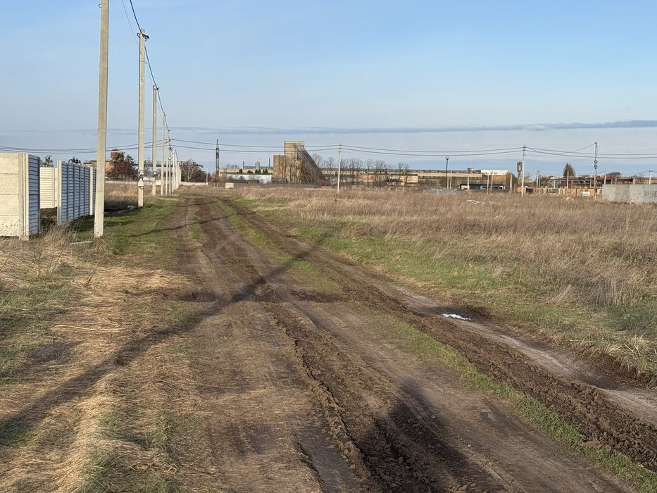 Військбуд, світло на ділянці.