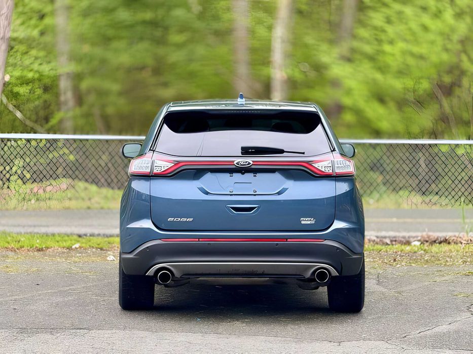 Ford Edge      2018